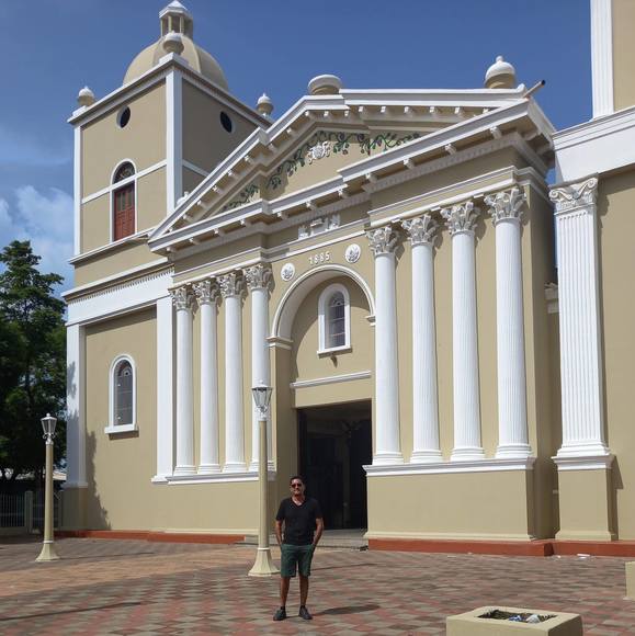 Meet your Posher, Alvaro - Picture 1 of 1